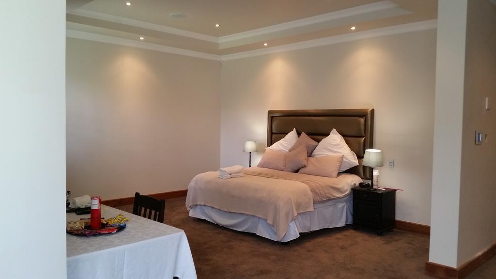 6 On Acacia Bed & Breakfast Johannesburg Rom bilde