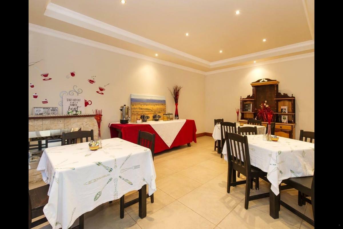 6 On Acacia Bed & Breakfast Johannesburg Eksteriør bilde